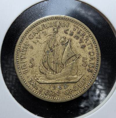 外国优质老铜币银币苏联纪念章，每周六晚九点倒数截拍，满百包邮可寄存，持续收拍 - 英属加勒比海地区1962 年 5 分铜币，正面伊丽莎白二世头像，背面经典帆船图案，历史感浓厚，品相完整带包浆，是英属加勒比殖民时期货币收藏的入门佳品。
