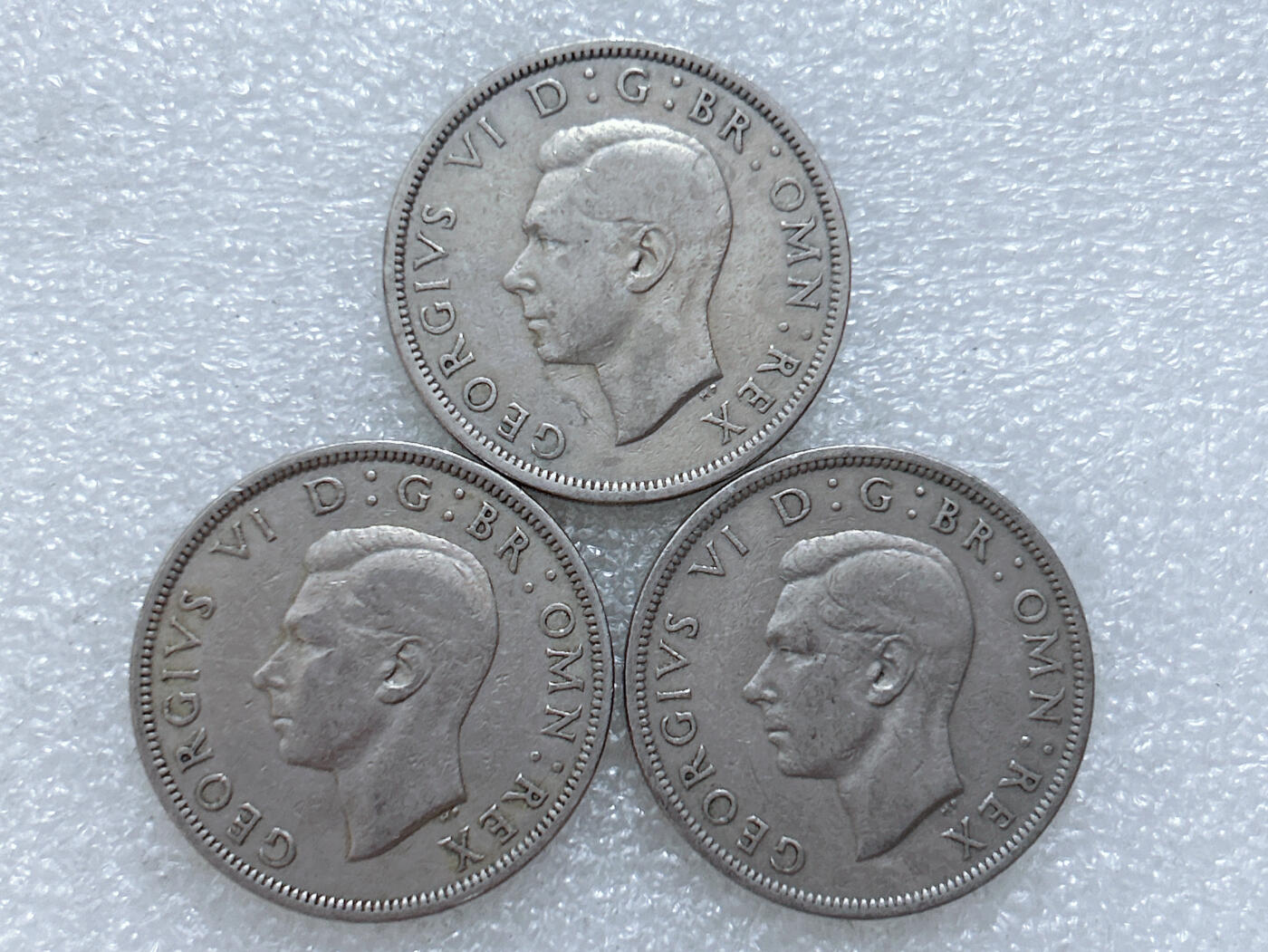 第一海外回流一元起拍收藏 散集专场  第307期 英国乔六半克朗硬币 3枚