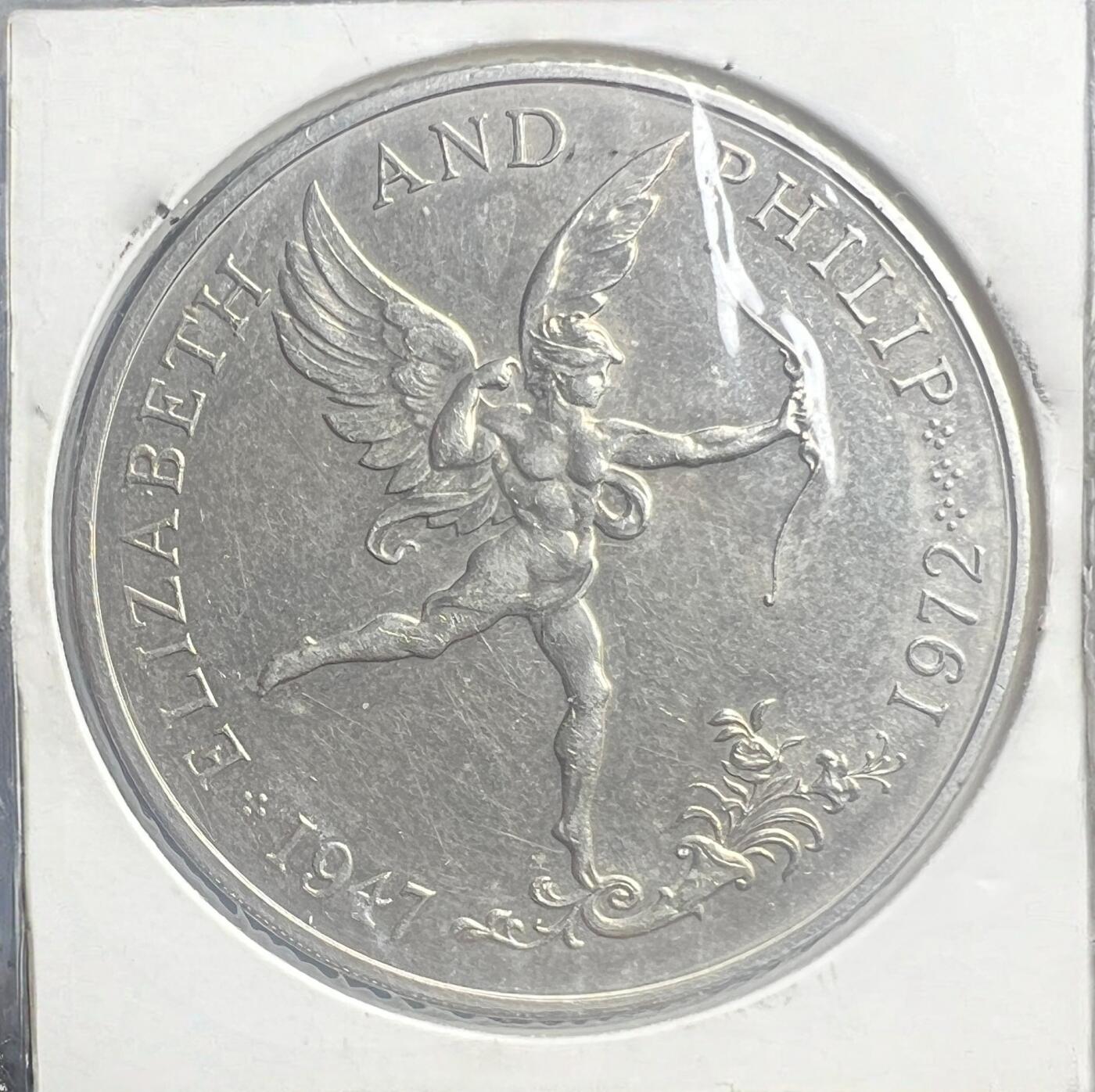 1972 年根西岛伊丽莎白二世银婚 25 便士纪念币 带翼天使 三狮盾徽