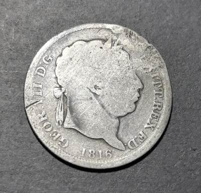外国优质老铜币银币苏联纪念章，每周六晚九点倒数截拍，满百包邮可寄存，持续收拍 - 英国1816 年乔治三世1先令银币，正面为国王肖像，背面是圣乔治屠龙经典纹饰，百年银质老币，见证近代英国历史，虽有流通痕迹更显岁月韵味，收藏价值突出。