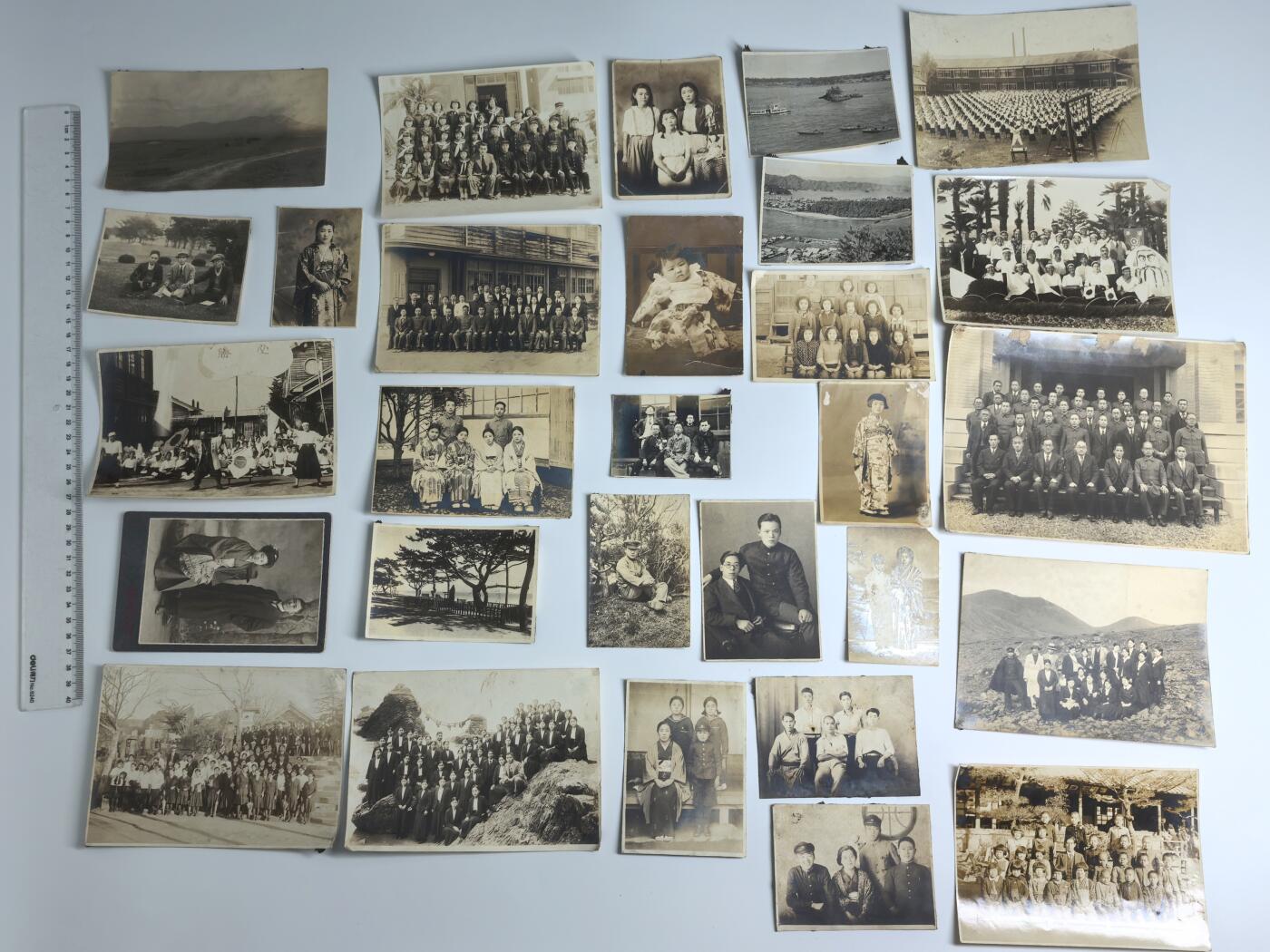 小驴勋章奖章收藏3月28日周六晚六点拍卖（珍爱和平，收藏战争，铭记历史，勿忘国耻，忠党爱国。有偿代拍，送拍规则在简介最后，参拍须阅读规则后再参拍，关系到运费包装发货时效真假辨别等关键信息，拍卖时不再发原图，看大图店主微信码在拍卖店铺介绍里）