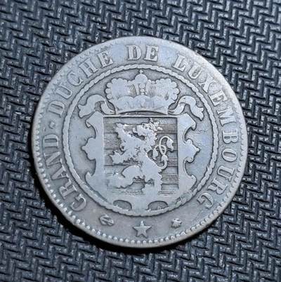 外国优质老铜币银币苏联纪念章，每周六晚九点倒数截拍，满百包邮可寄存，持续收拍 - 卢森堡大公国1865年10 分铜币，正面为面值与月桂枝叶纹饰，背面是王冠盾徽与国名，见证卢森堡近代币制开端，包浆古朴厚重，是小众欧洲公国钱币收藏的经典之选。