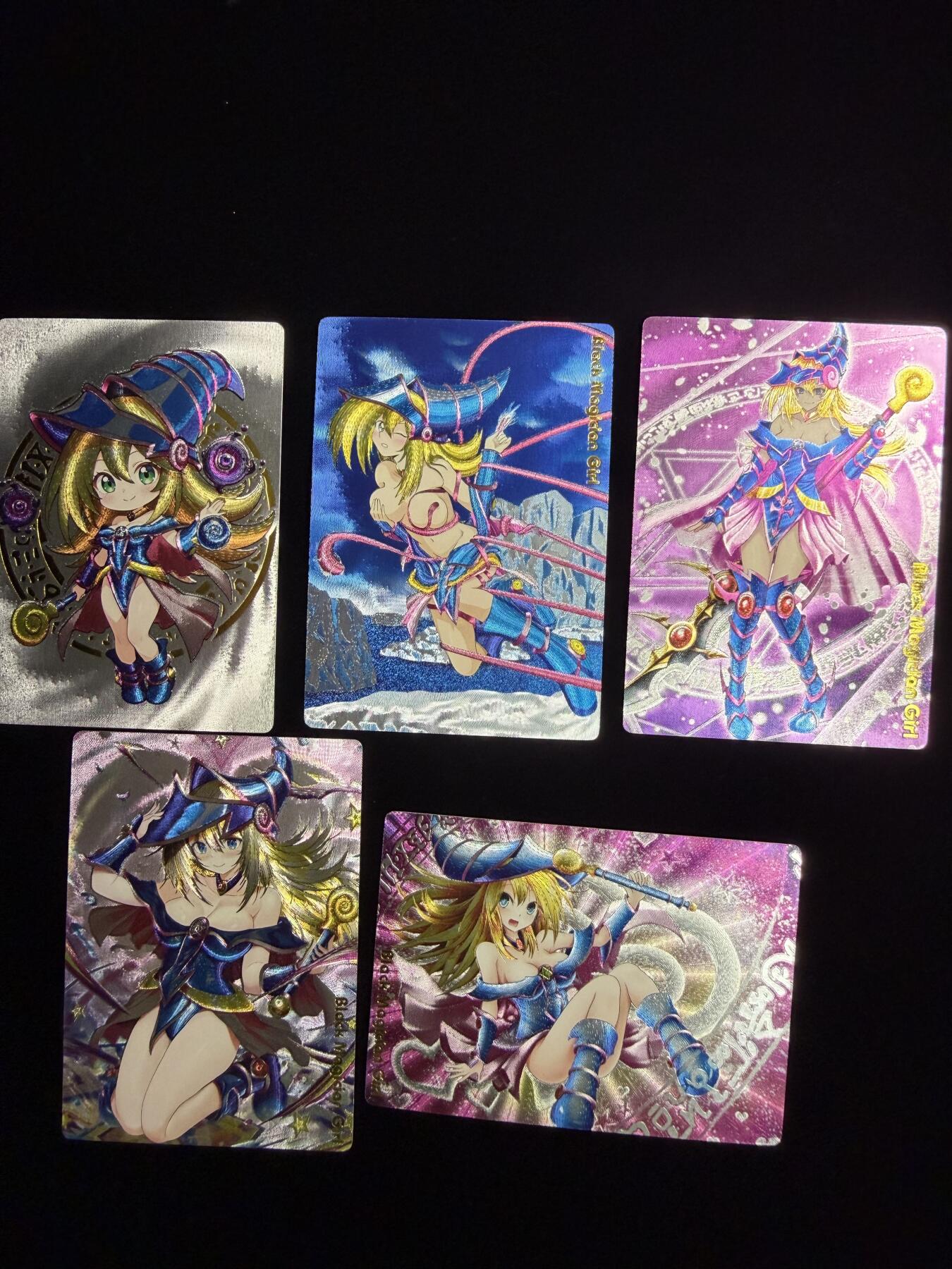 奇点卡牌限时专场无佣金 亲签 限编 所有卡牌独家赞助 部分卡牌支持多宫 流拍商品会循环上架 禁止小号扛价 拒绝套路 部分卡牌设有底价 大家放心拍！祝各位卡牌大佬名流身体健康！ 奇点卡牌 黑魔女粗闪X5