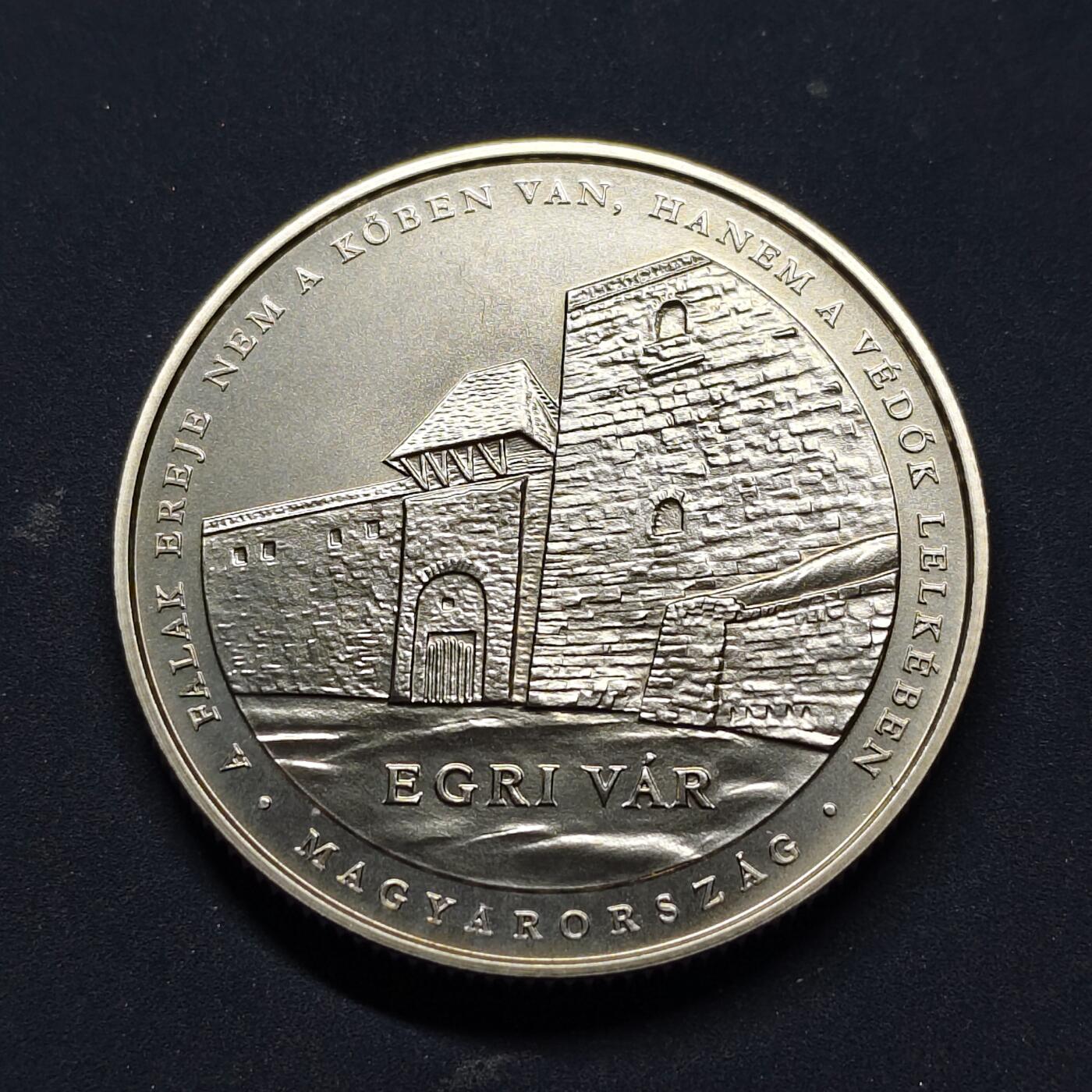 【全场包邮】纯粹捡漏拍517场 【少见】匈牙利2018年2000福林埃格尔城堡（“两千对四万”的史诗保卫战）纪念币-量5000