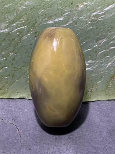 精美高润度冻料飘墨色战国红玛瑙随形桶珠一个！ - 精美高润度冻料飘墨色战国红玛瑙随形桶珠一个！