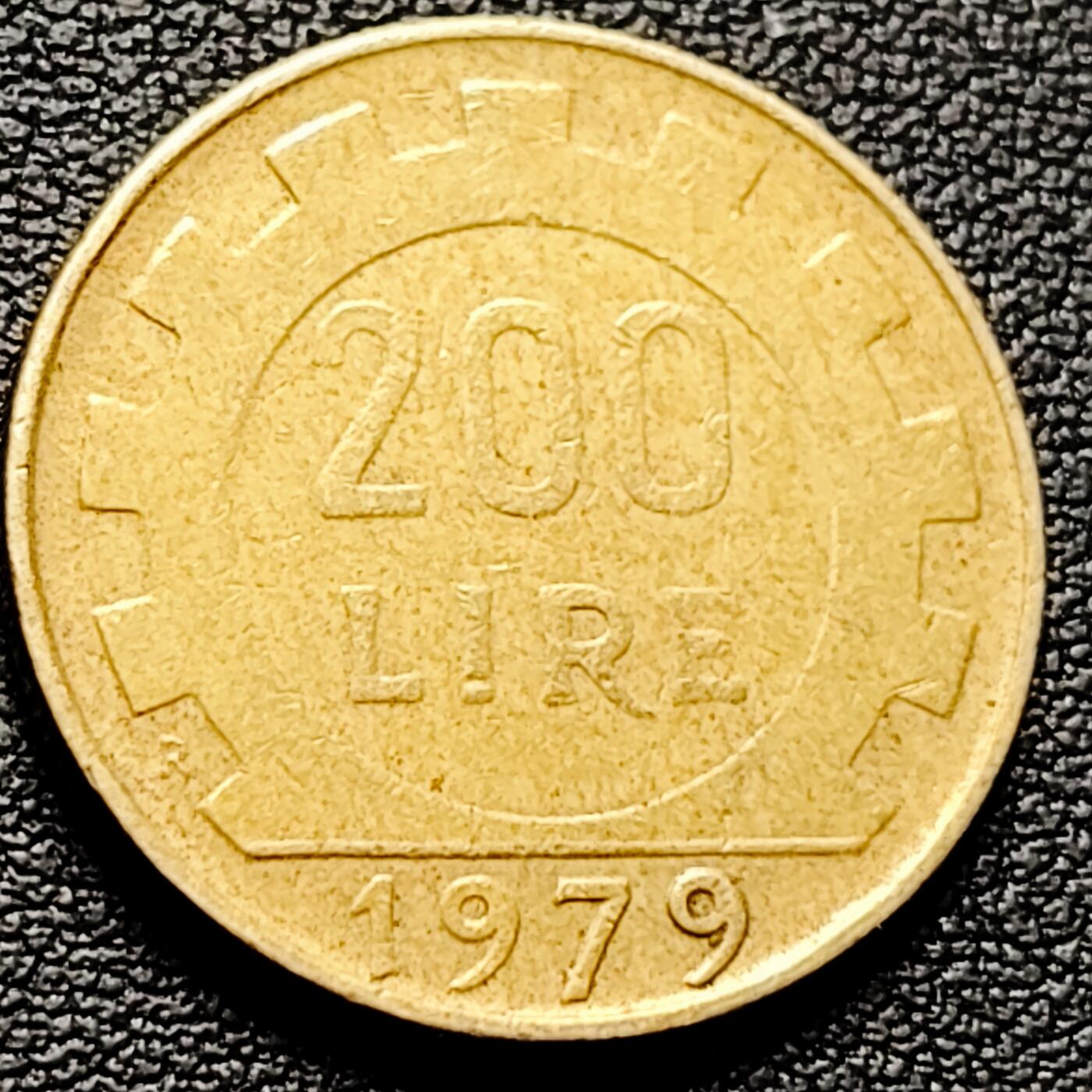 泉币菌-第216场-拍品多 请提前出价 。