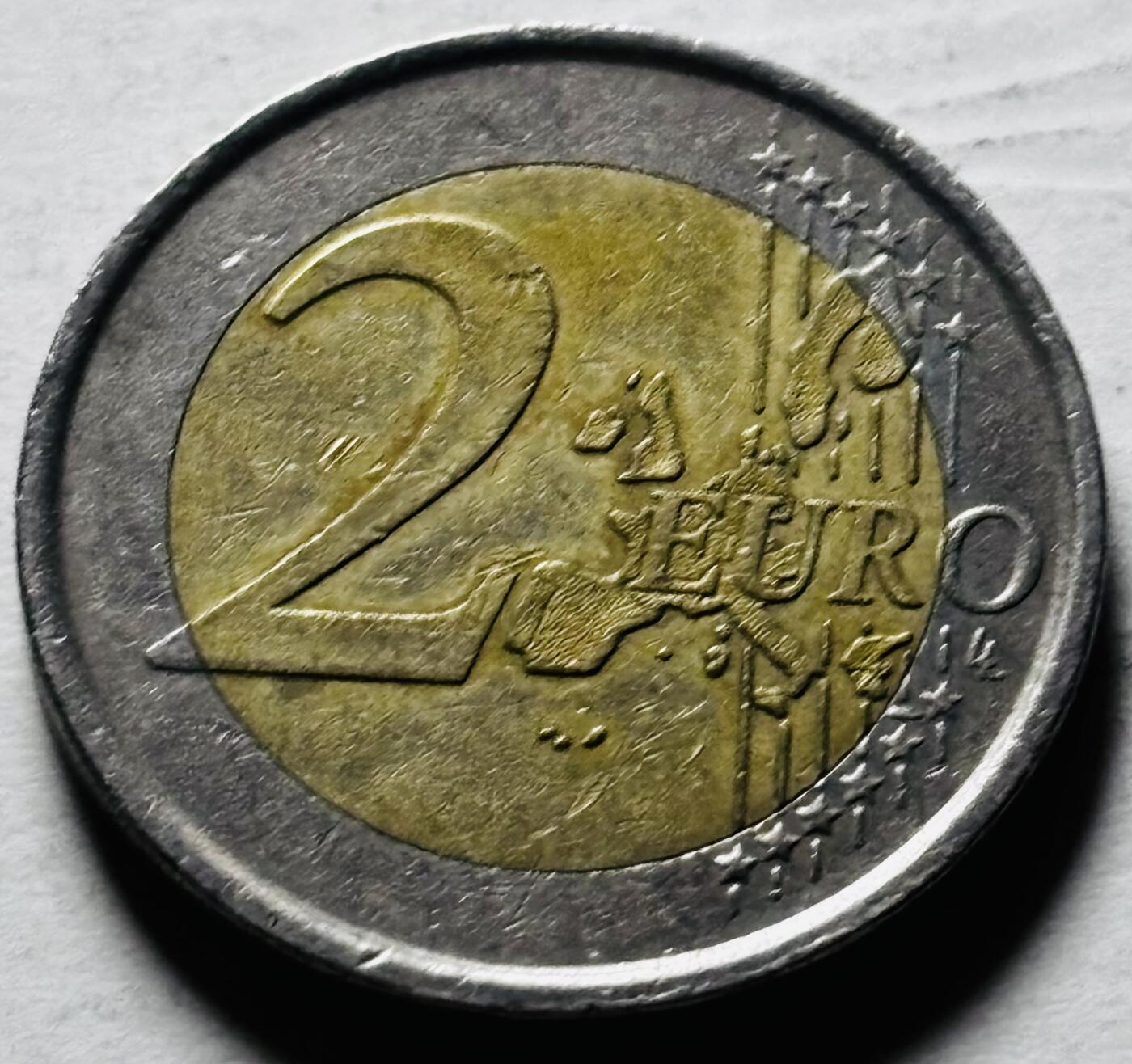 文馨钱币收藏第 298 场，长期接代拍业务 2002 年西班牙 2 欧元 第一版