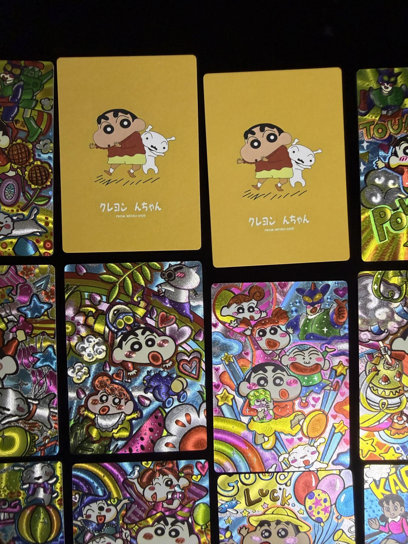 奇点卡牌限时专场无佣金 亲签 限编 所有卡牌独家赞助 部分卡牌支持多宫 流拍商品会循环上架 禁止小号扛价 拒绝套路 部分卡牌设有底价 大家放心拍！祝各位卡牌大佬名流身体健康！ 奇点卡牌 手绘蜡笔小新粗闪➕哆啦A梦粗闪 手绘粗闪全套共12张