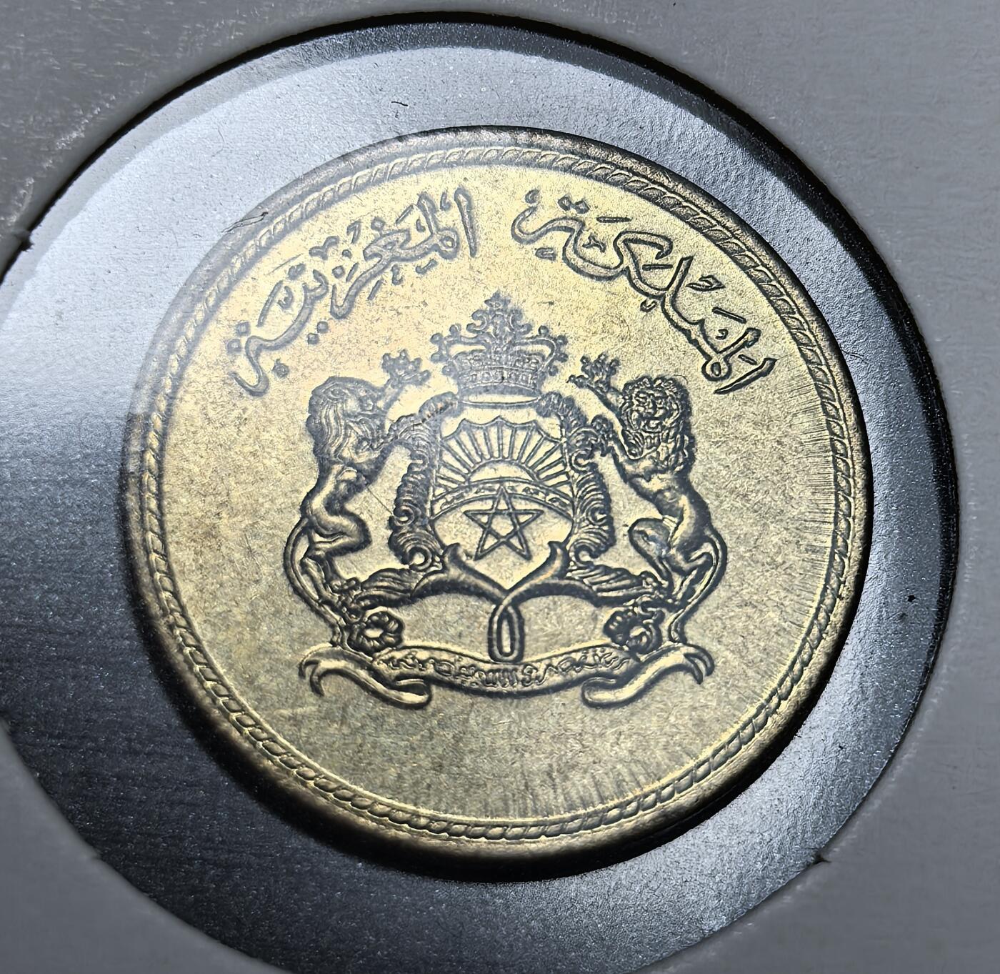 外国优质老铜币银币苏联纪念章，每周六晚九点倒数截拍，满百包邮可寄存，持续收拍