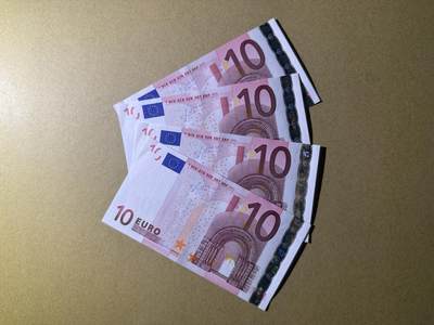 《艾美收藏》第238期-3.29周日外币畅拍场 - 欧元4张 UNC- 10欧4张 德国二签 角微折 全程无4