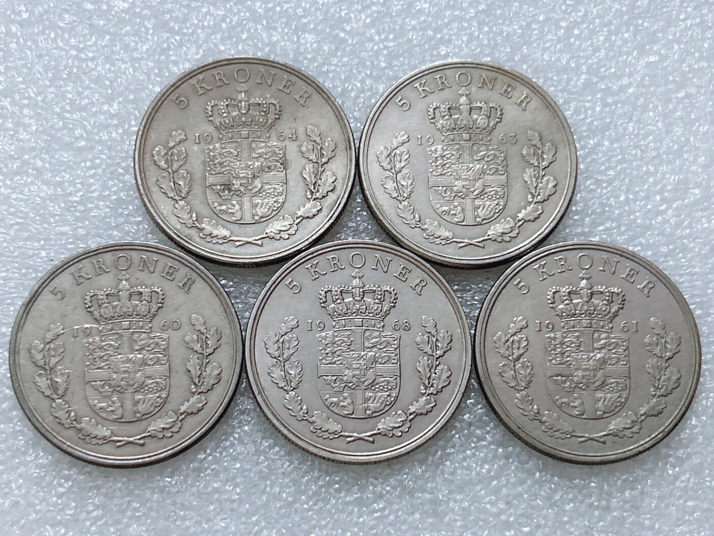 第一海外回流一元起拍收藏 散集专场  第307期 丹麦5克朗硬币 弗雷德里克九世头像 5枚