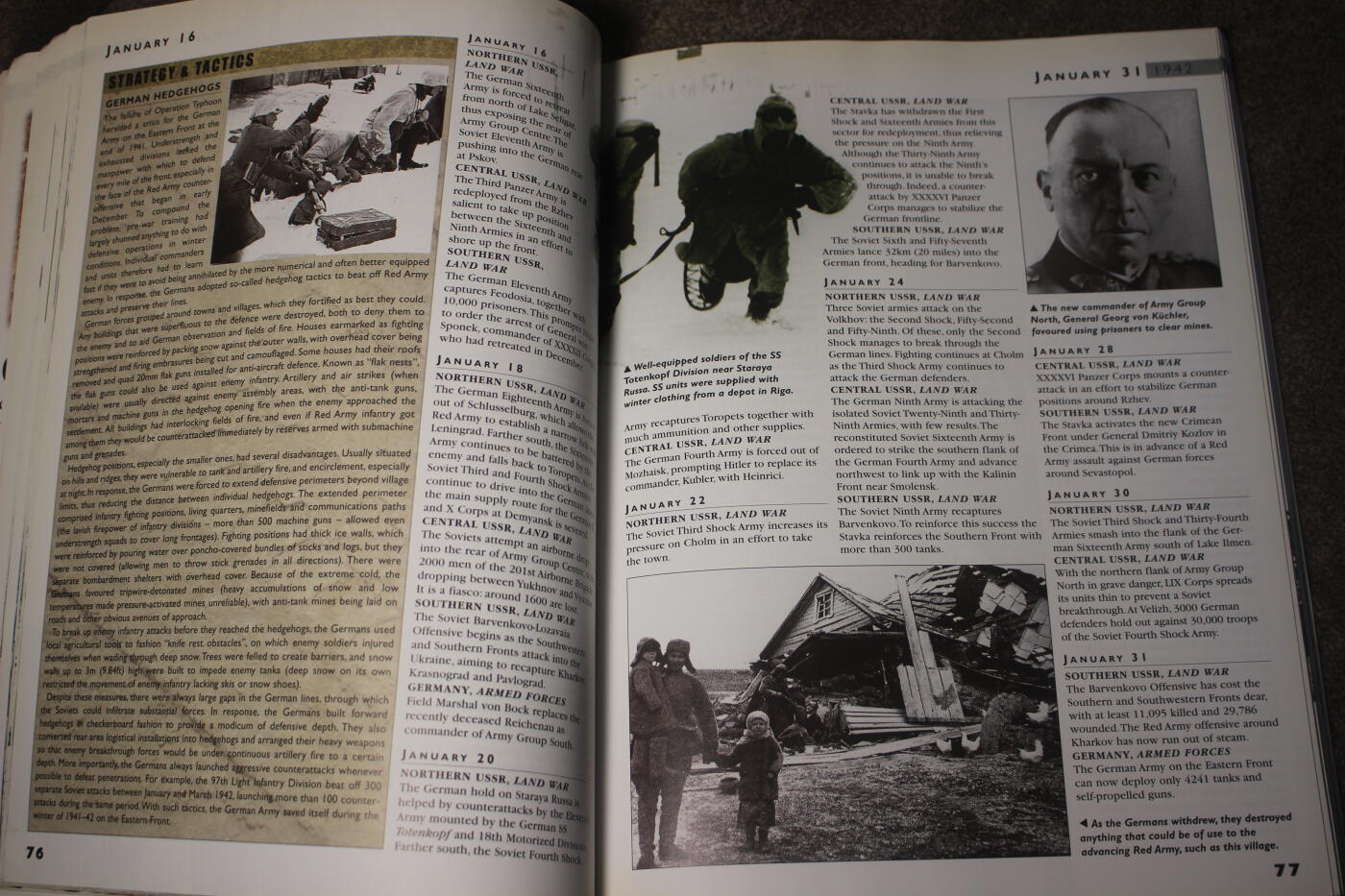 2026.4.2德系小拍卖 东线1941-1945，全书190页，按照时间顺序介绍了苏德双方的大小战役情况，图片丰富，纸张有一些年代痕迹，无缺损