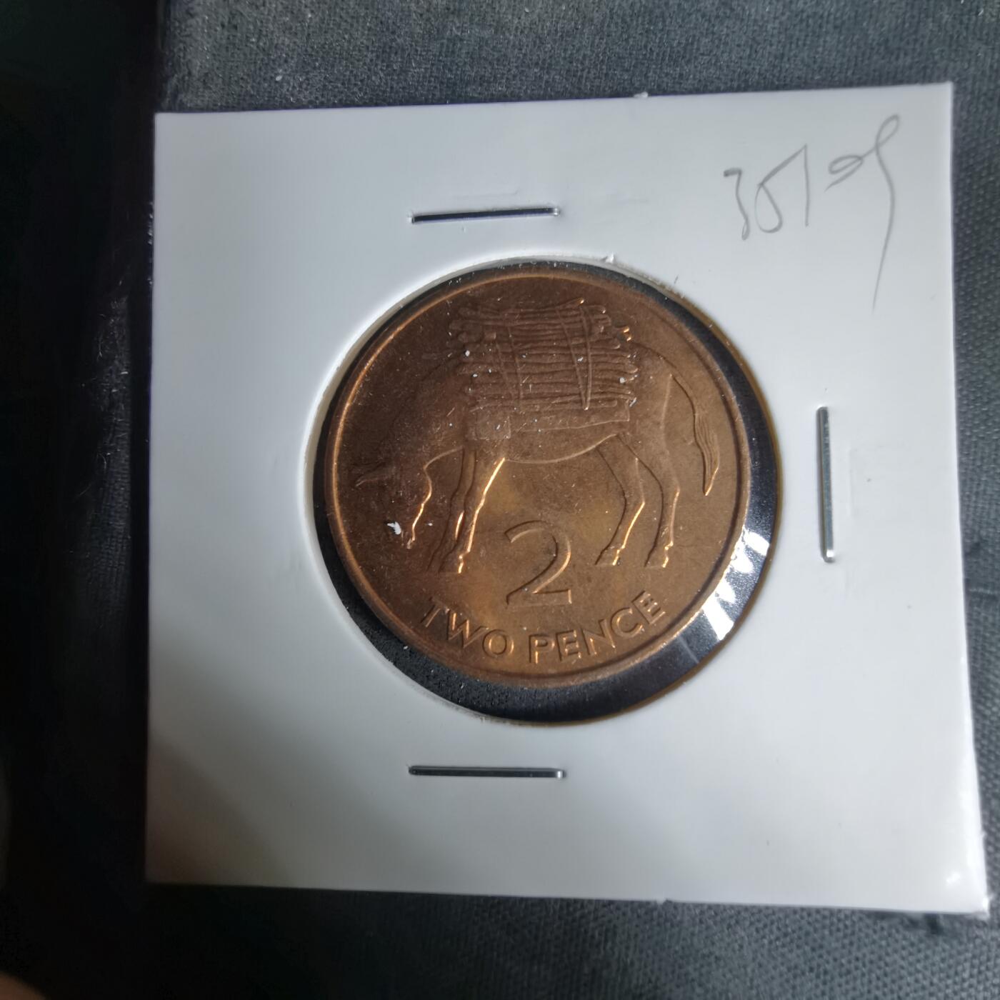 沼泽如烟--第1035场 圣赫勒拿1984年2便士