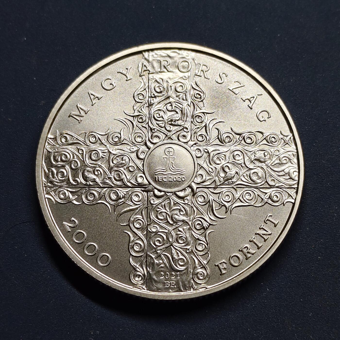 【全场包邮】纯粹捡漏拍517场 【少见】匈牙利2020年2000福林布达佩斯第52届国际圣餐大会纪念币-量7500
