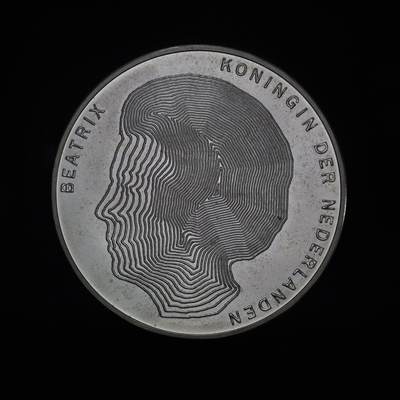 观钱 近现代机制币拍卖No.006（全场顺丰包邮，不区分偏远地区）  - 荷兰 1990 年 50 盾「女王执政百年」纪念银币 25 克 直径	38 毫米 925银