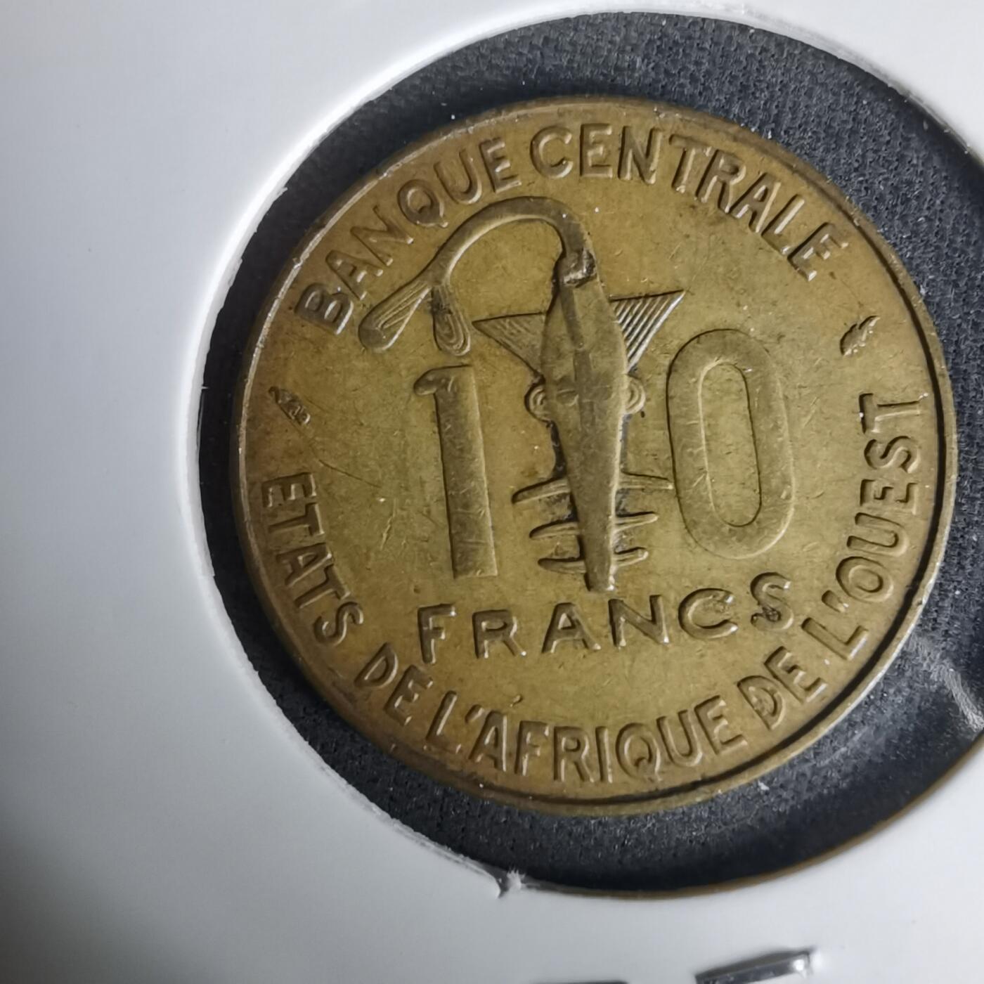 沼泽如烟--第1035场 西非1977年10法郎