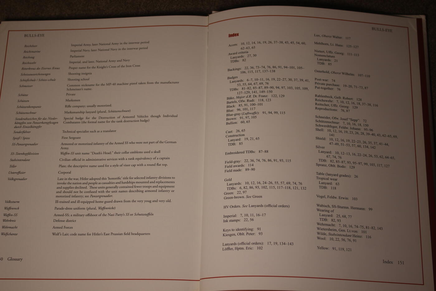 2026.4.2德系小拍卖 BULLS-EYE 德三射手续饰和独立击毁坦克鉴赏，共151页，全铜版纸印刷，较为详细的介绍了两款嘉奖的历史沿革和工艺细节，近库存品相