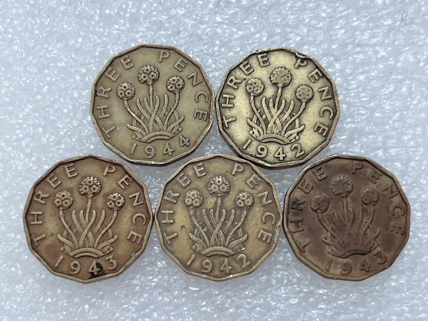 第一海外回流一元起拍收藏 散集专场  第307期 英国乔六3便士铜币 5枚