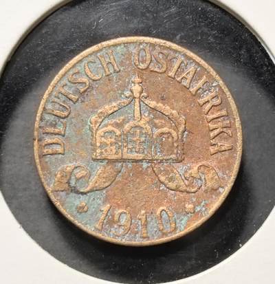 外国优质老铜币银币苏联纪念章，每周六晚九点倒数截拍，满百包邮可寄存，持续收拍 - 德属东非1910年1 赫勒铜币，正面饰有月桂枝环与面值，背面刻有帝国皇冠、年份及 “DEUTSCH OSTAFRIKA” 字样，是德国殖民东非时期的小额流通货币。它见证了德国在非洲的殖民统治，铜锈包浆自然古朴，极具非洲殖民史与近代钱币收藏研究价值。