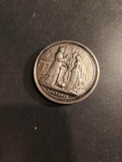 老王徽章第190期 - 法国婚礼大银章    950银    直径30mm     重量13.9g