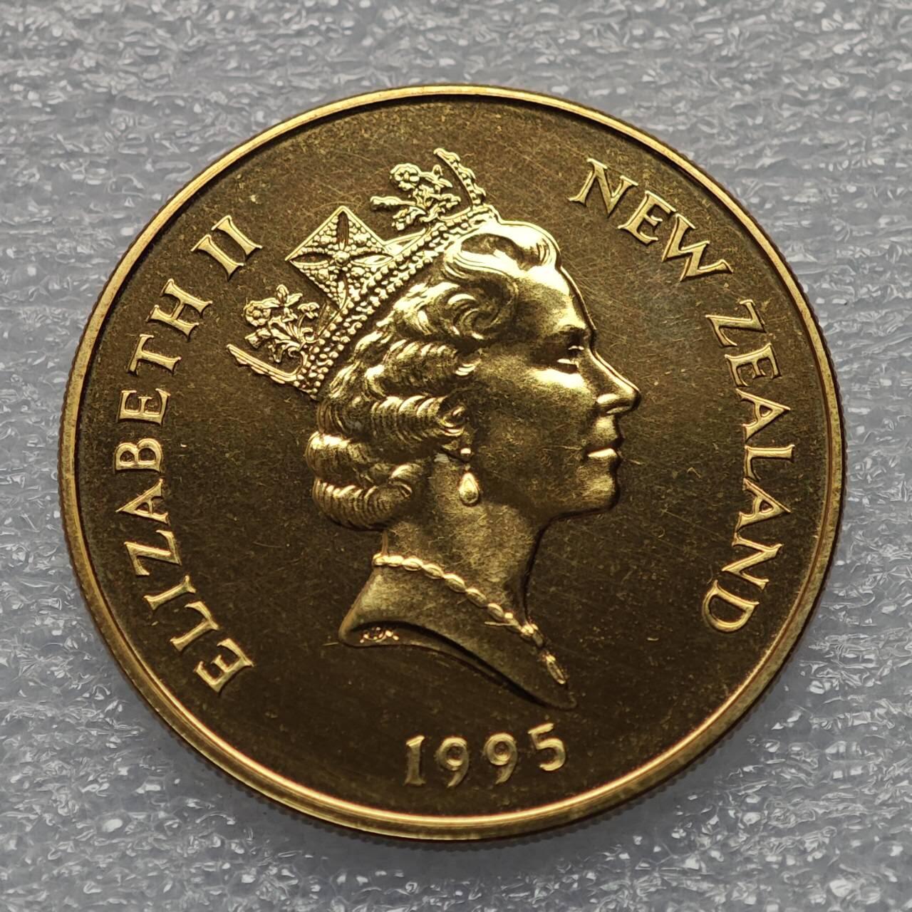  【淘币小摊】限时拍第八百八十六拍   黎巴嫩圣马力诺希腊荷兰场    每周一统一发货 新西兰1995年10元淘金纪念币发行量7000枚 km94