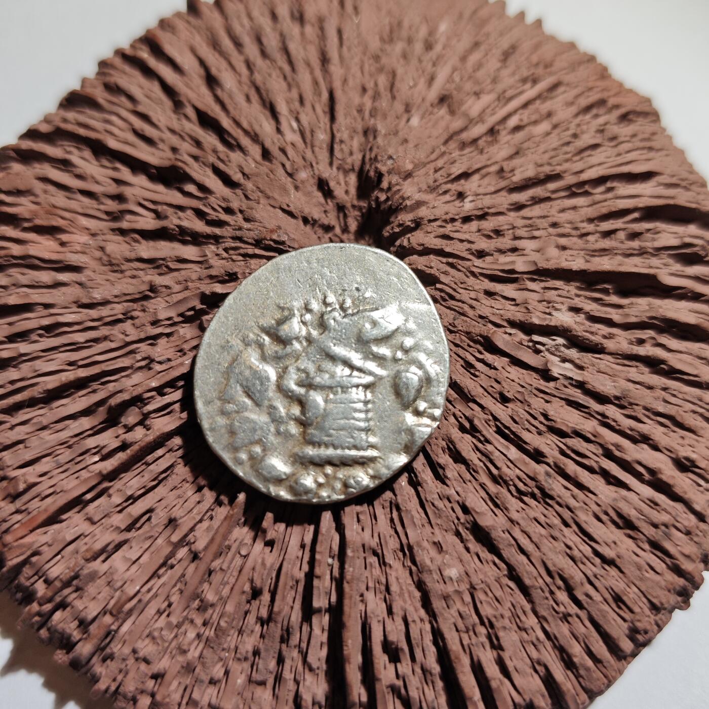 大象古币古希腊古罗马钱币专场首次拍卖1 古希腊以弗所城邦蛇篮四德拉克马银币