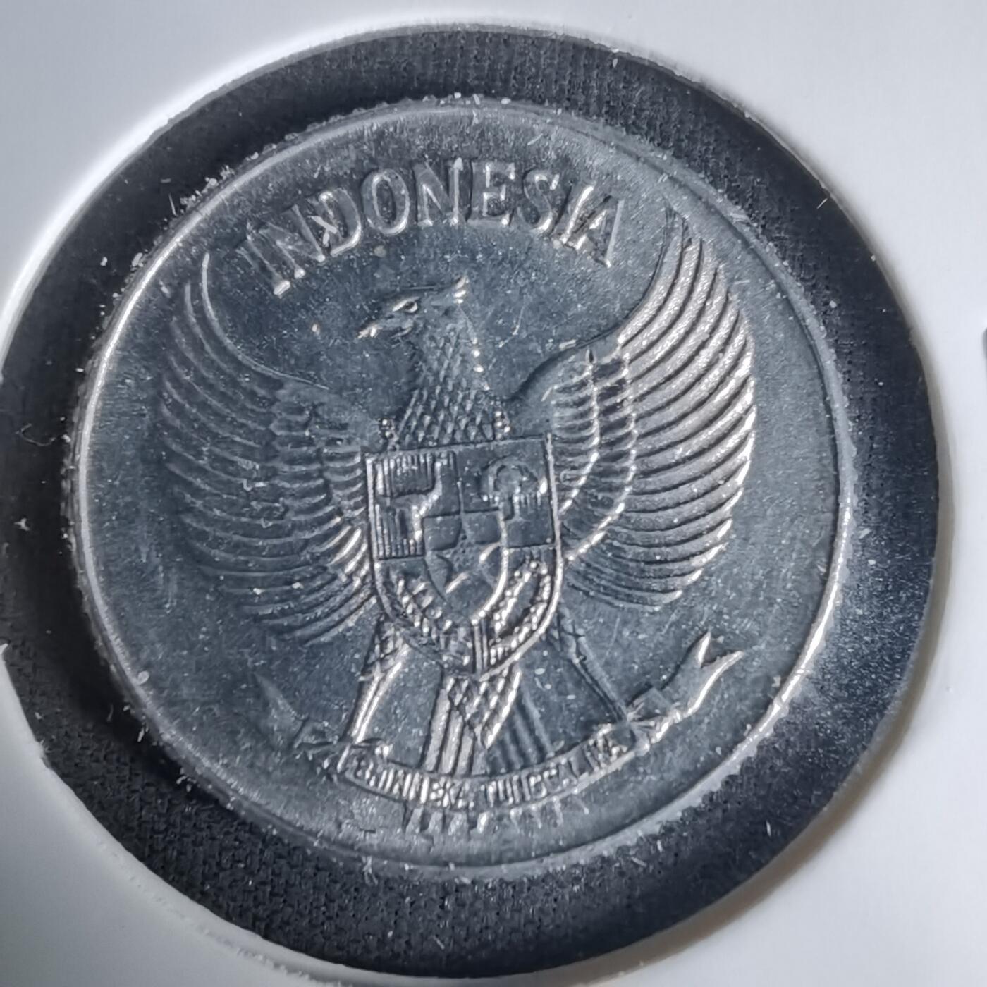 沼泽如烟--第1035场 印度尼西亚1957年十分