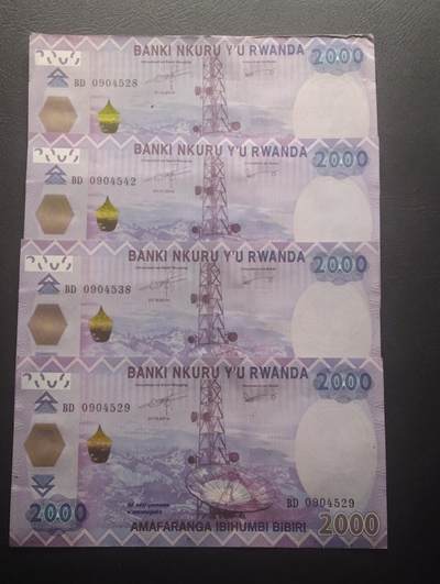 2026三月第四期，总221期 - 卢旺达2014版2000法郎批量四张AUNC/UNC- 雷达站和可可豆·