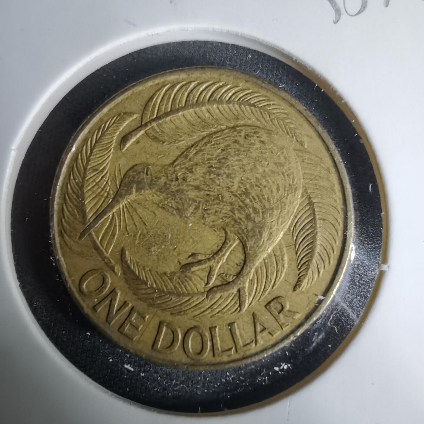 沼泽如烟--第1035场 新西兰1990年一元