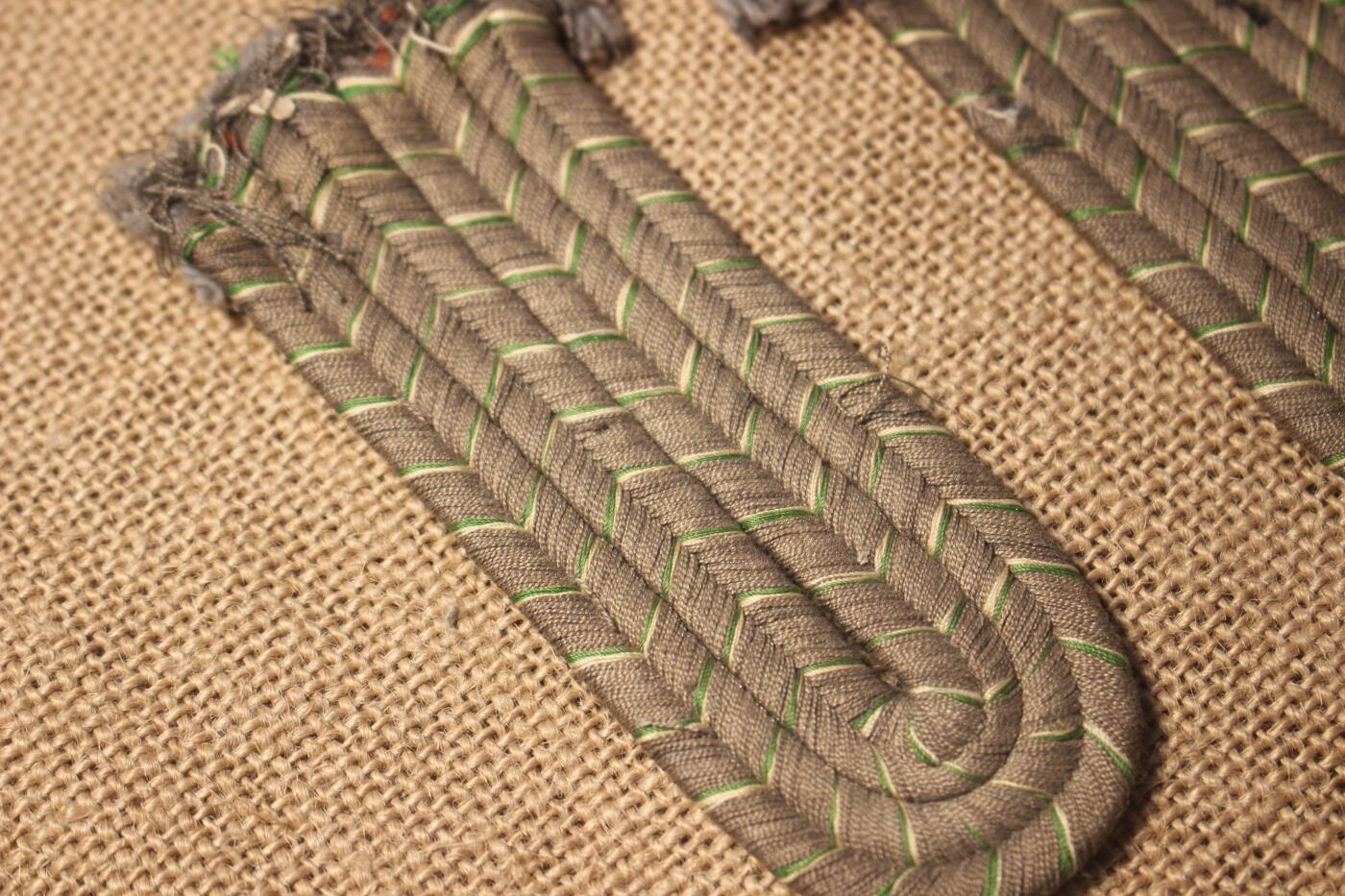 2026.4.2德系小拍卖 帝德萨克森少尉硬肩，1915年式样，金属丝改为哑光丝线编织，日常佩戴品相