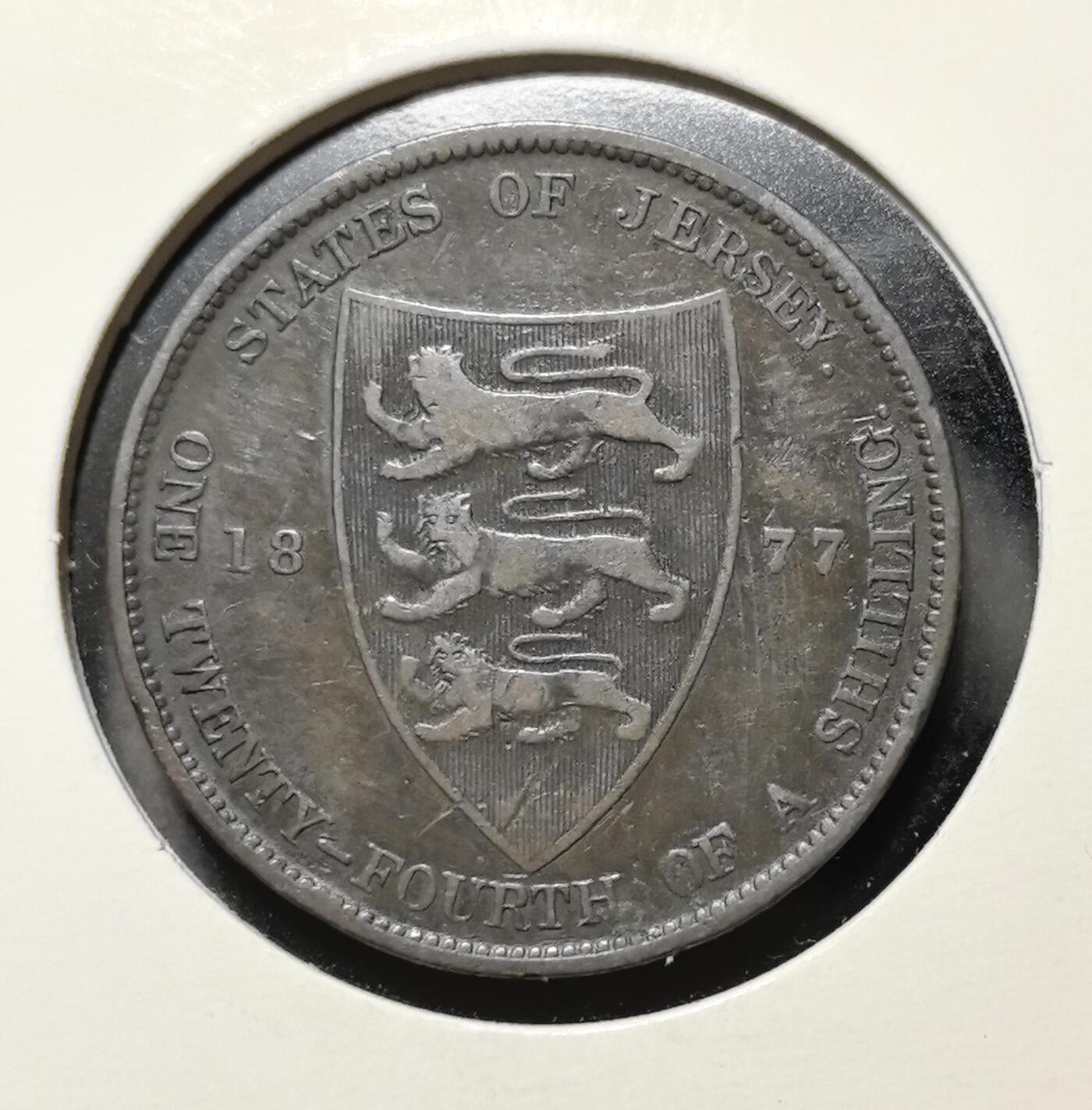 外国优质老铜币银币苏联纪念章，每周六晚九点倒数截拍，满百包邮可寄存，持续收拍 泽西岛1877 年1/24 先令铜币，正面为维多利亚女王头像，背面是泽西三狮盾徽，是英国王室属地近代货币的典型代表，包浆温润，极具英属海峡群岛历史与钱币收藏价值。