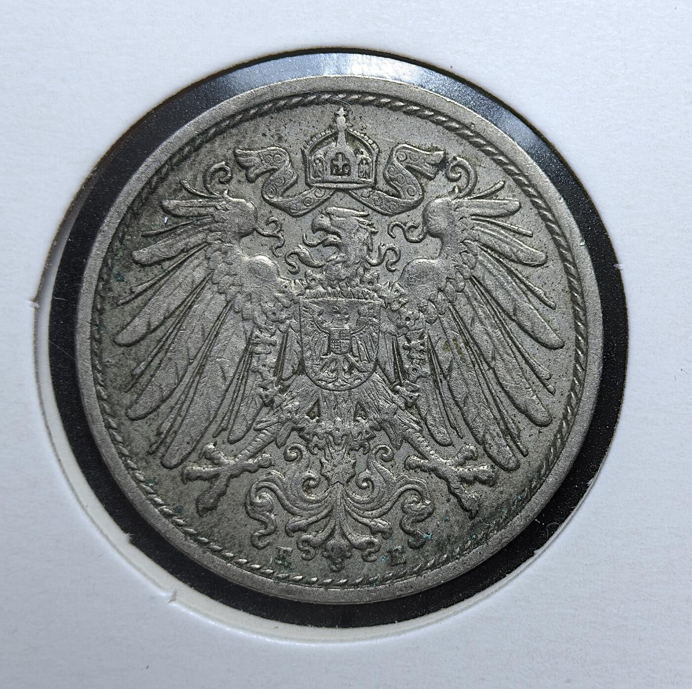 外国优质老铜币银币苏联纪念章，每周六晚九点倒数截拍，满百包邮可寄存，持续收拍