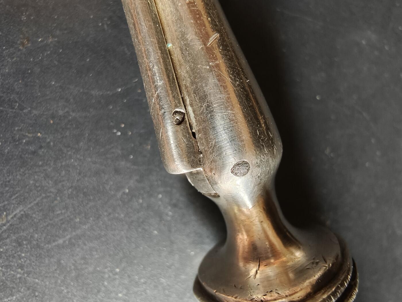 老王徽章第190期 法国银叉子    密涅瓦1级银标    950银     长度30mm    重量219.3g