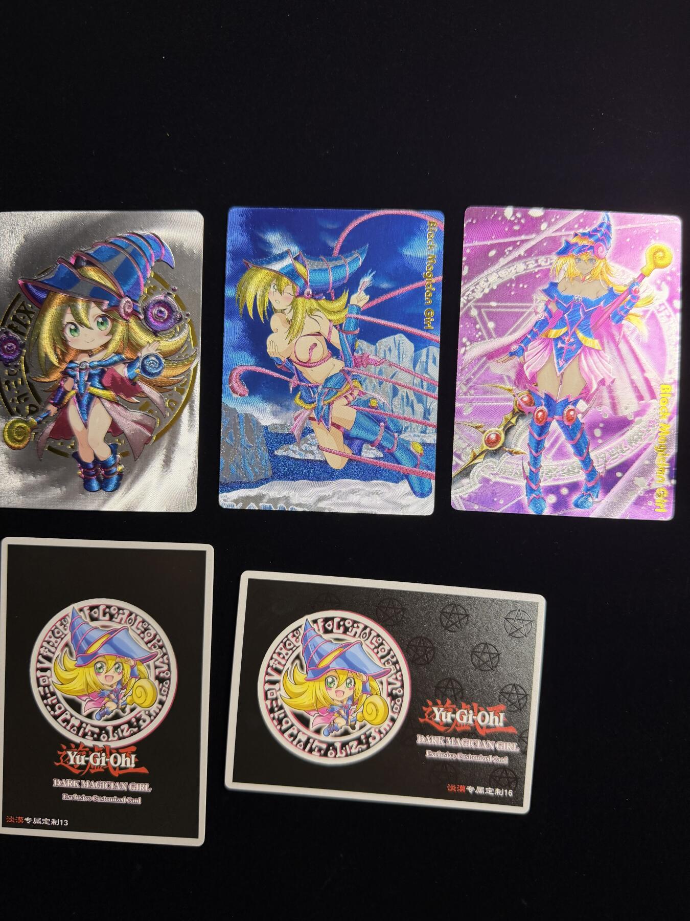 奇点卡牌限时专场无佣金 亲签 限编 所有卡牌独家赞助 部分卡牌支持多宫 流拍商品会循环上架 禁止小号扛价 拒绝套路 部分卡牌设有底价 大家放心拍！祝各位卡牌大佬名流身体健康！ 奇点卡牌 黑魔女粗闪X5