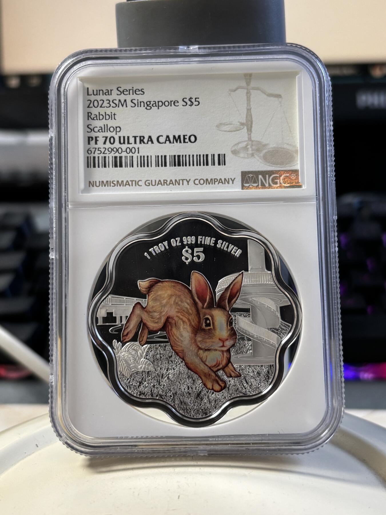 第194期拍卖 新加坡2023年十二生肖兔年银币3枚套NGC-PF70，1盎司/1盎司/1/4盎司，999银，发行2000套，无盒证