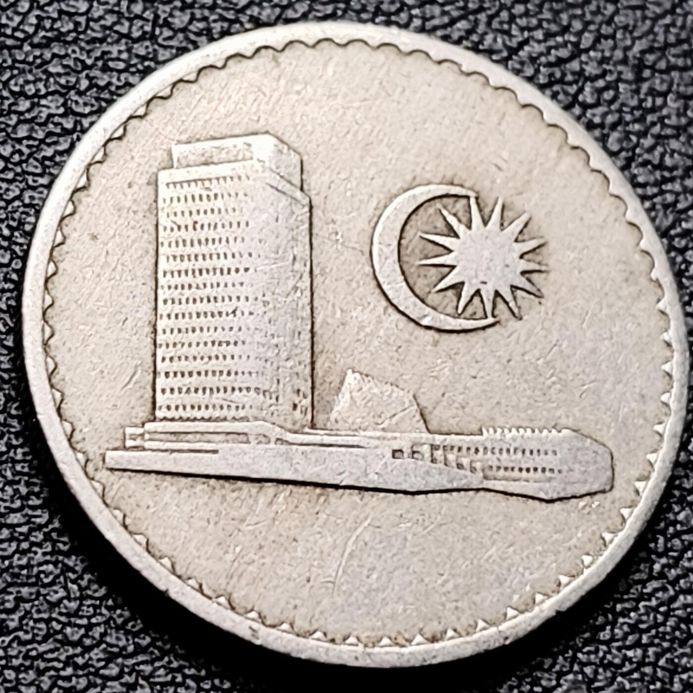 泉币菌-第216场-拍品多 请提前出价 。