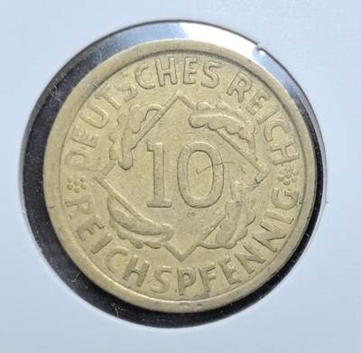 外国优质老铜币银币苏联纪念章，每周六晚九点倒数截拍，满百包邮可寄存，持续收拍 - 魏玛共和国1925年10芬尼铜币，正面为象征丰收的交叉麦束与铸造厂标，背面是菱形面值与国名，见证德国战后稳定期，包浆温润，是魏玛时期币制与民生文化的经典实物见证。