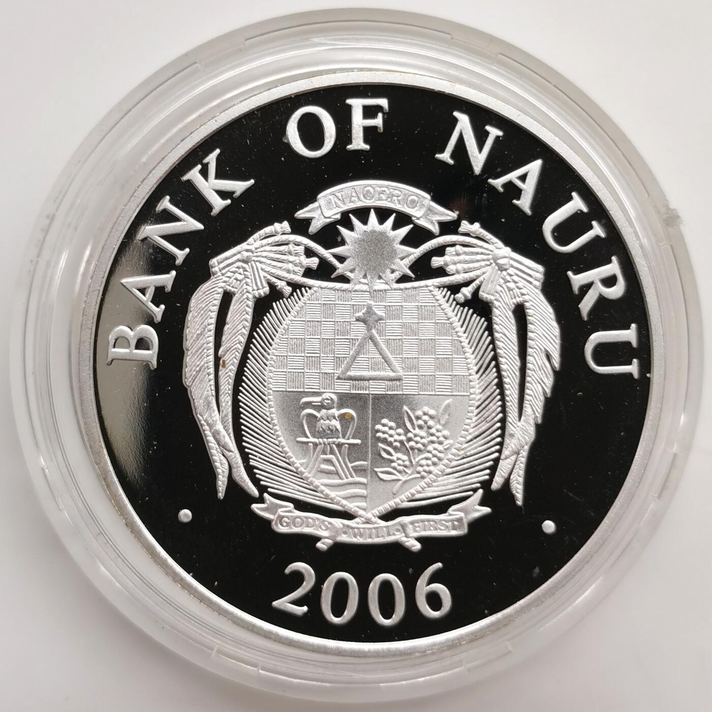 博洋堂“芳菲春韵”3月精品大拍专场暨第166期（全场包邮） 瑙鲁2006年10元带镀金插件反向精制银币 欧洲地标-圣米歇尔山（法） 1盎司999银 发行量：5千