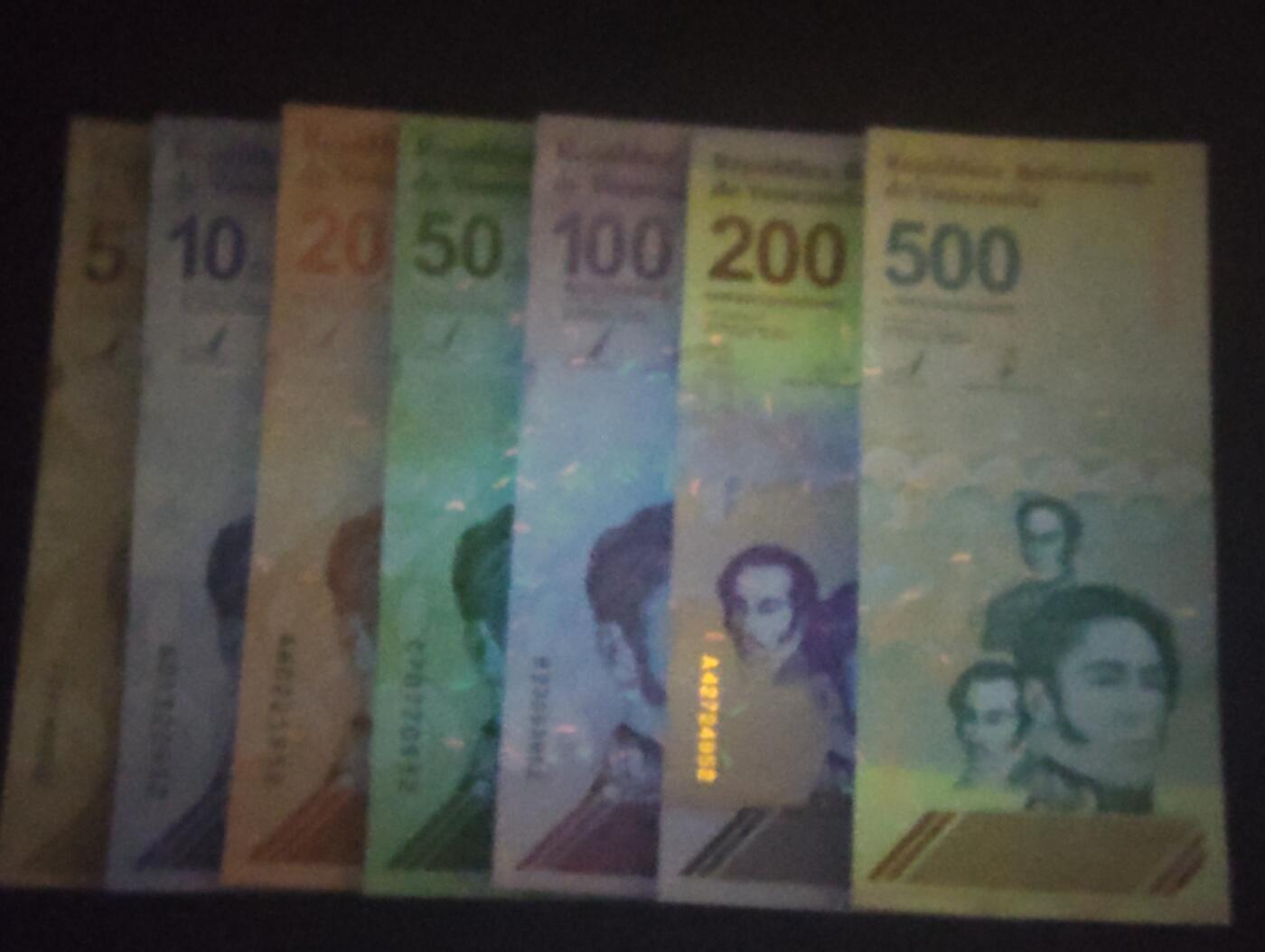 2026三月第四期，总221期 委内瑞拉“数字玻利瓦尔”系列5+10+20+50+100+200+500玻利瓦尔UNC尾同