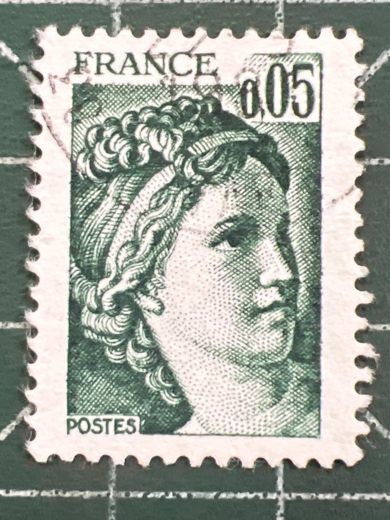 第1155  邮票专场 （无押金，捡漏，全场50包邮，偏远地区除外，接收代拍业务，本店十天发一次货） 法国邮票