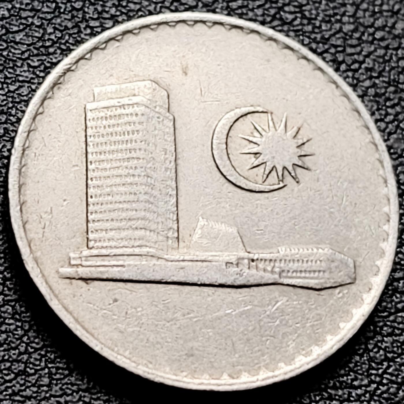 泉币菌-第216场-拍品多 请提前出价 。