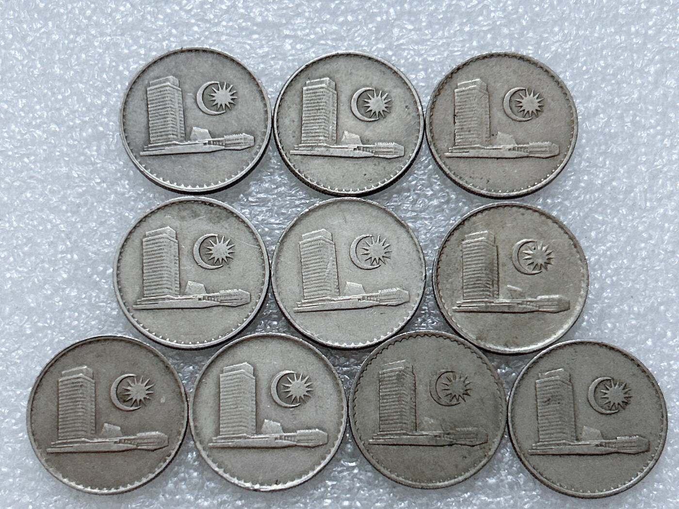 第一海外回流一元起拍收藏 散集专场  第307期 马来西亚大厦版20分硬币 10枚