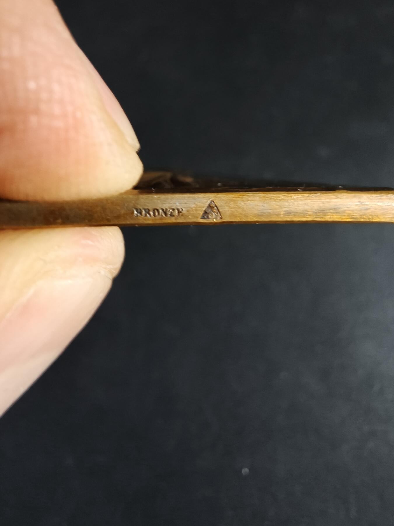 老王徽章第190期 法国香槟地区奥布省方形大铜章     大师夏尔·皮列作品    尺寸40×56mm    重量55.6g