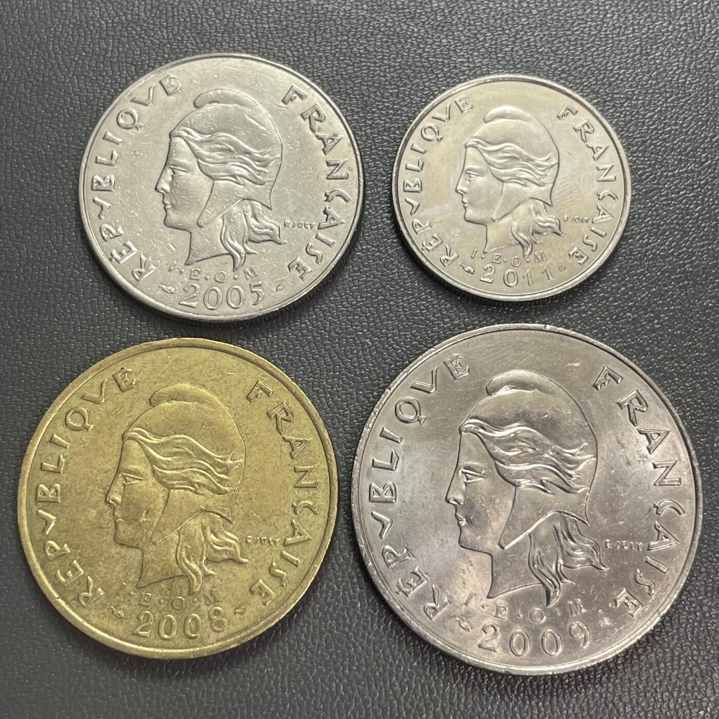 回流0328 法属新喀里多尼亚10-100法郎4枚