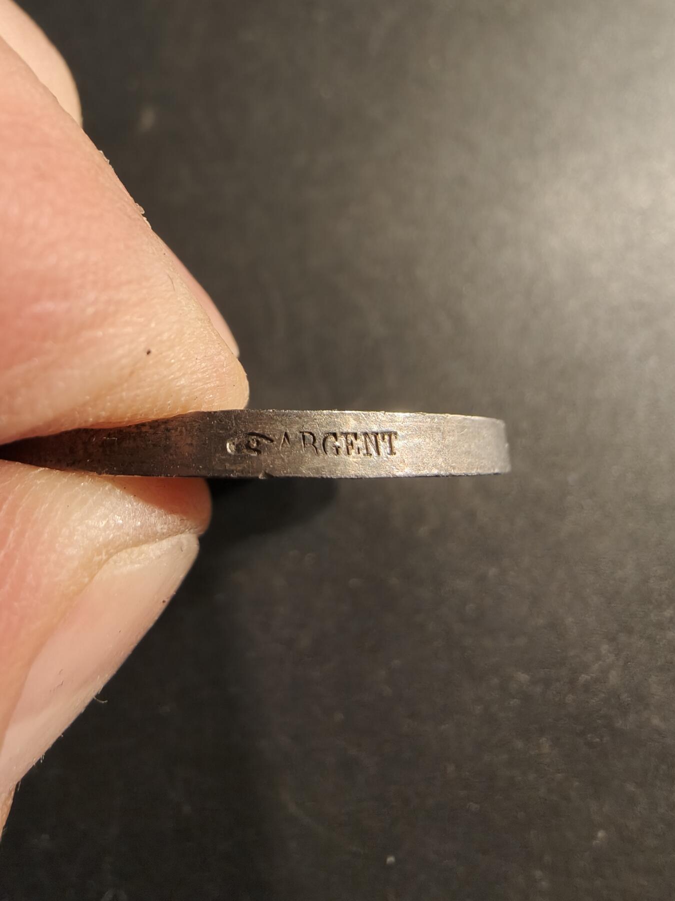 老王徽章第190期 法国农业委员会大银章    早期手指950银标     直径33mm    重量16.9g