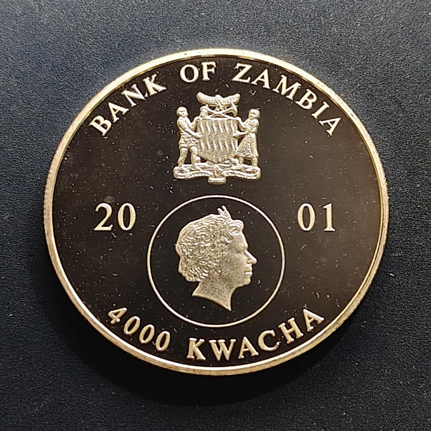 【全场包邮】纯粹捡漏拍517场 赞比亚2001年4000克瓦查海洋守护者系列太平洋宽吻海豚精制纪念银币【37.9毫米20克99.9%】