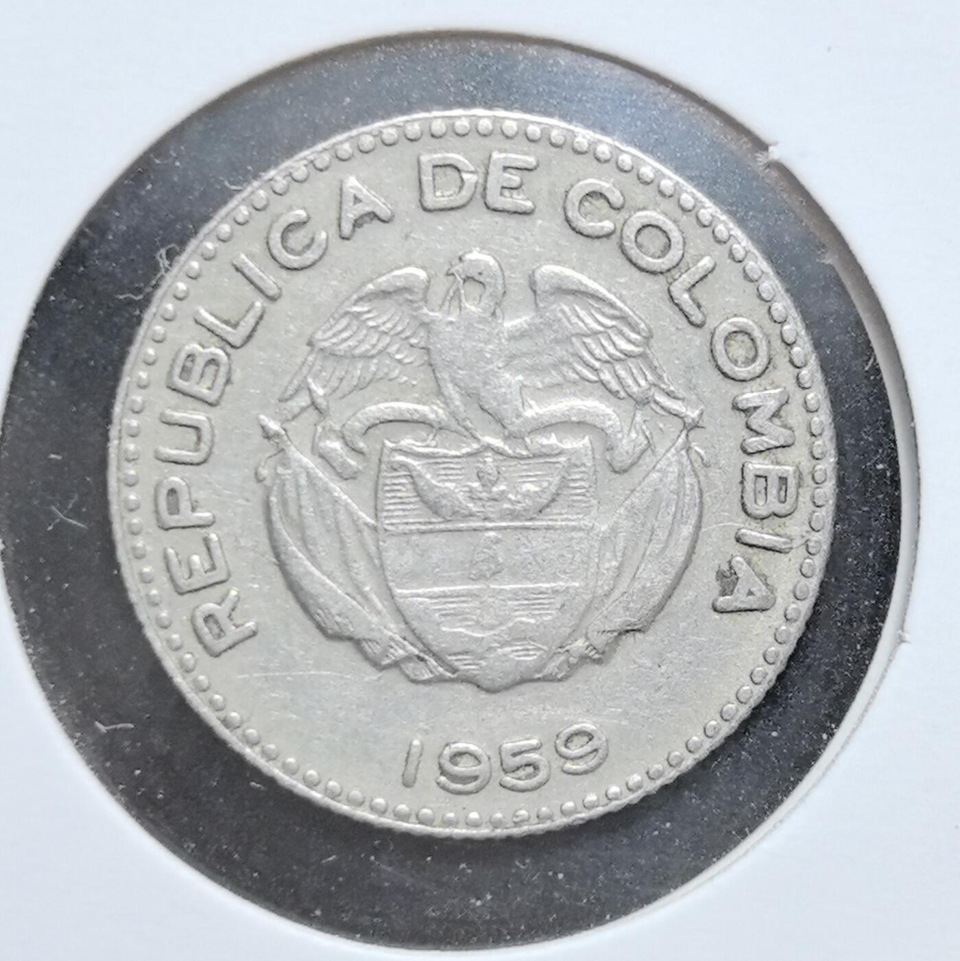 外国优质老铜币银币苏联纪念章，每周六晚九点倒数截拍，满百包邮可寄存，持续收拍 哥伦比亚美洲原住民1959年10 分，正面为印第安酋长头像与面值，充满美洲原住民文化印记，背面是哥伦比亚国徽与国名，见证哥伦比亚近代币制，风格鲜明，是南美钱币收藏的特色之选。
