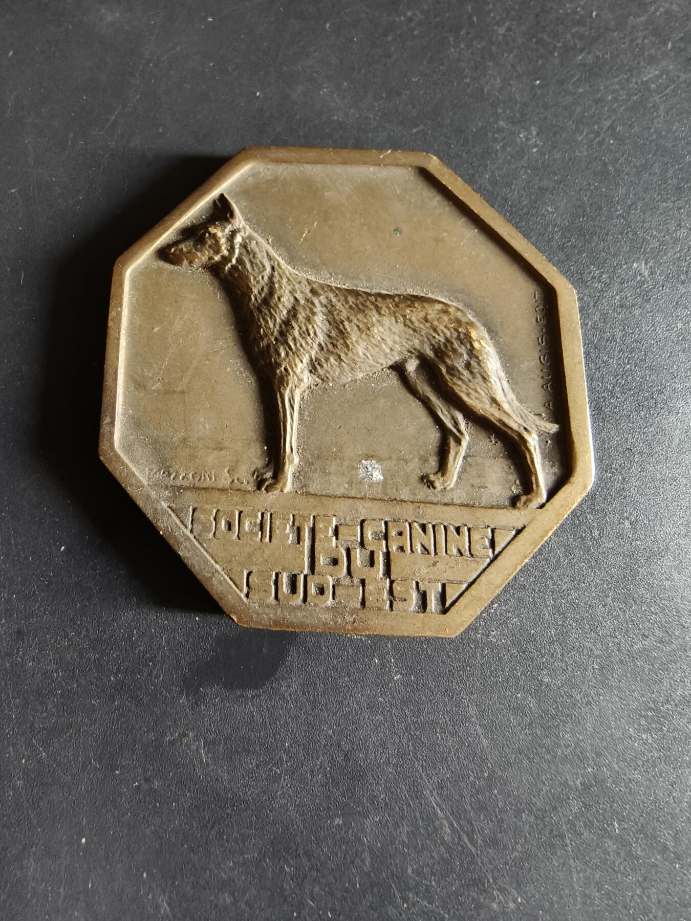 老王徽章第190期 法国东南宠物犬协会一等奖八角大铜章     尺寸48mm     重量58.9g