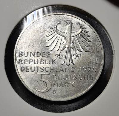 外国优质老铜币银币苏联纪念章，每周六晚九点倒数截拍，满百包邮可寄存，持续收拍 - 德国974年5 马克康德纪念银币，一面是哲学巨匠康德肖像与签名，另一面是联邦鹰徽，银质精良，兼具哲学历史与收藏价值。