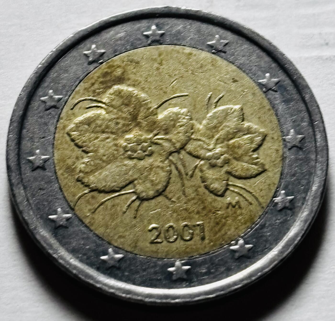 文馨钱币收藏第 298 场，长期接代拍业务 2001 年芬兰 2 欧元